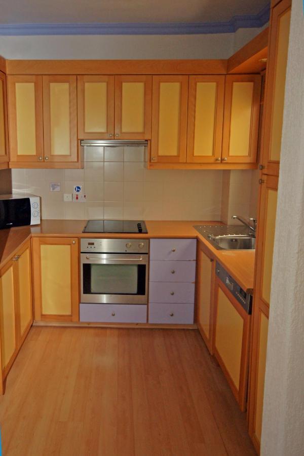 Resitour - Paphos Gardens Apartment Екстериор снимка