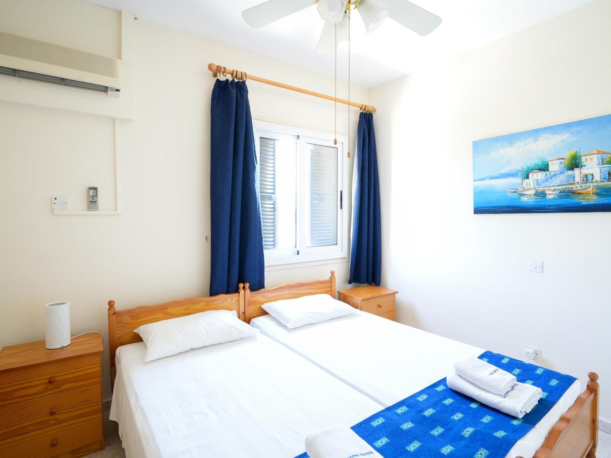 Resitour - Paphos Gardens Apartment Екстериор снимка