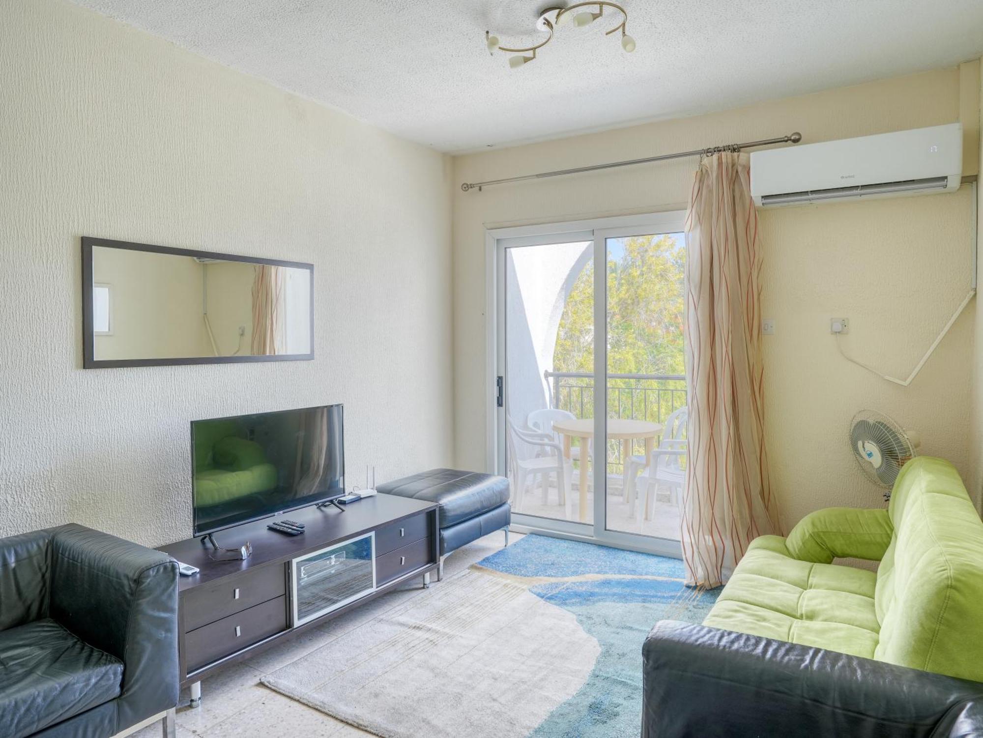 Resitour - Paphos Gardens Apartment Екстериор снимка